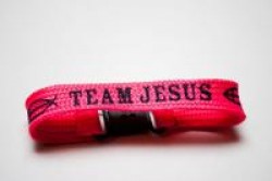 Браслет тканевый Team Jesus. Команда Иисуса. Розовый.